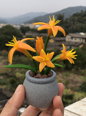 办公室多肉小盆栽可爱车载个性汽车装饰用公仔玩偶萌萌树脂纯手工