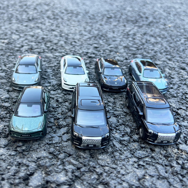 1/64极氪系列ZEEKR 001/009/X仿真摆件锌合金汽车模型收藏装饰