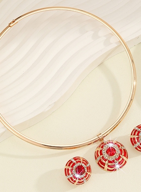 欧美朋克滴油金属圆牌吊坠锁骨链