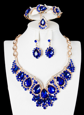 欧美夸张宝石项链戒指晚礼服摄影