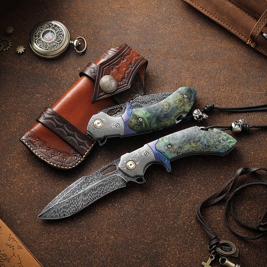 Cuchillo plegable con patrón de plumas Linglongshi hecho a mano