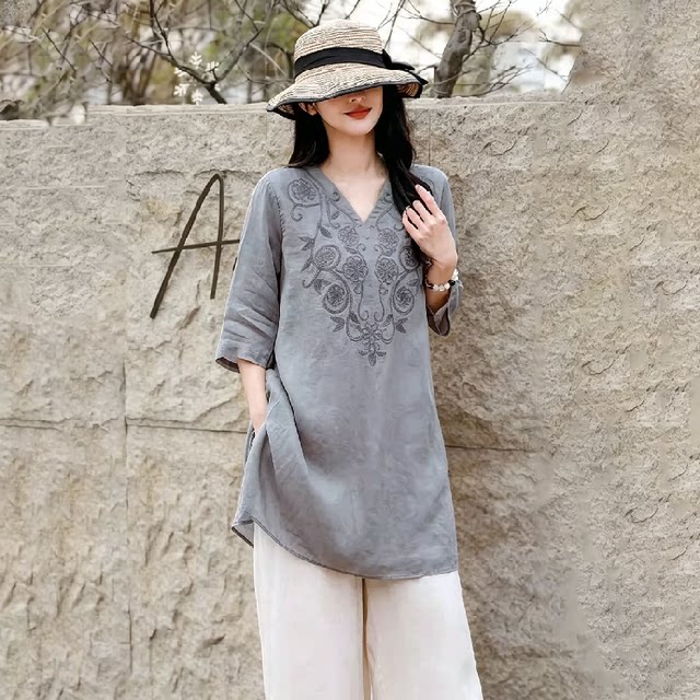 ເສື້ອຍືດຜ້າຝ້າຍແລະ linen ສູງສໍາລັບແມ່ຍິງໃນຊ່ວງລຶະເບິ່ງຮ້ອນ, ຮູບແບບໃຫມ່, ແບບສິລະປະ, ການຫຼຸດຜ່ອນອາຍຸ, ຂະຫນາດໃຫຍ່ທີ່ຫລາກຫລາຍ, ເສື້ອຍືດຍາວກາງ, ເສື້ອຍືດຍາວກາງ