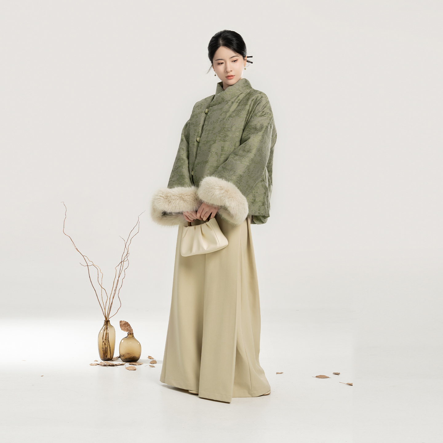 织造司[绒冬]新中式贵气超好看国风斜襟羽绒服女冬白鸭绒外套上衣 - 图1