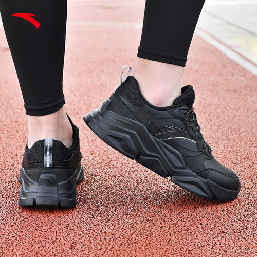 安踏男鞋运动鞋男2025新款官方正品男士皮面加绒保暖黑色爸爸鞋子 - 图1