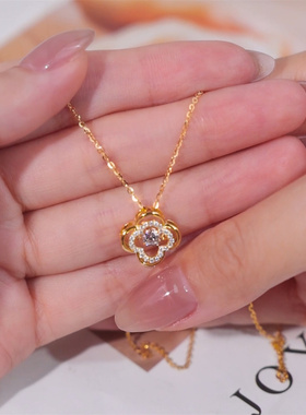 金色灵动四叶花项链女短款设计感