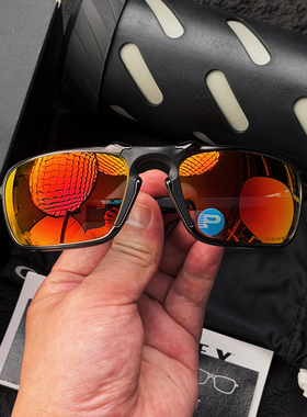 OAKLEYBadman偏光太阳眼镜