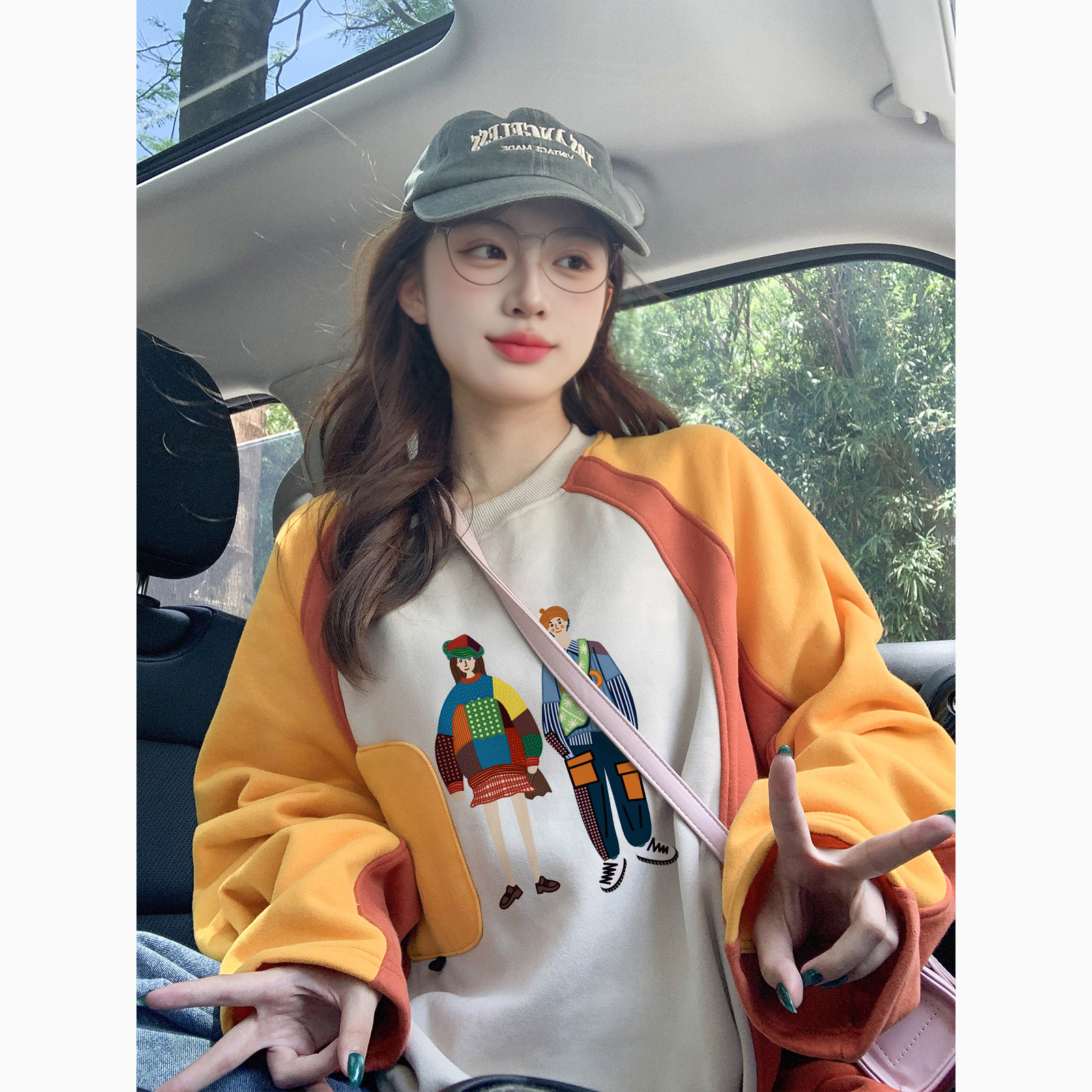 欧货潮牌卡通印花套头卫衣女早秋2025新款宽松慵懒风撞色上衣外套,淘宝优惠券,粉丝福利购,淘宝优惠卷