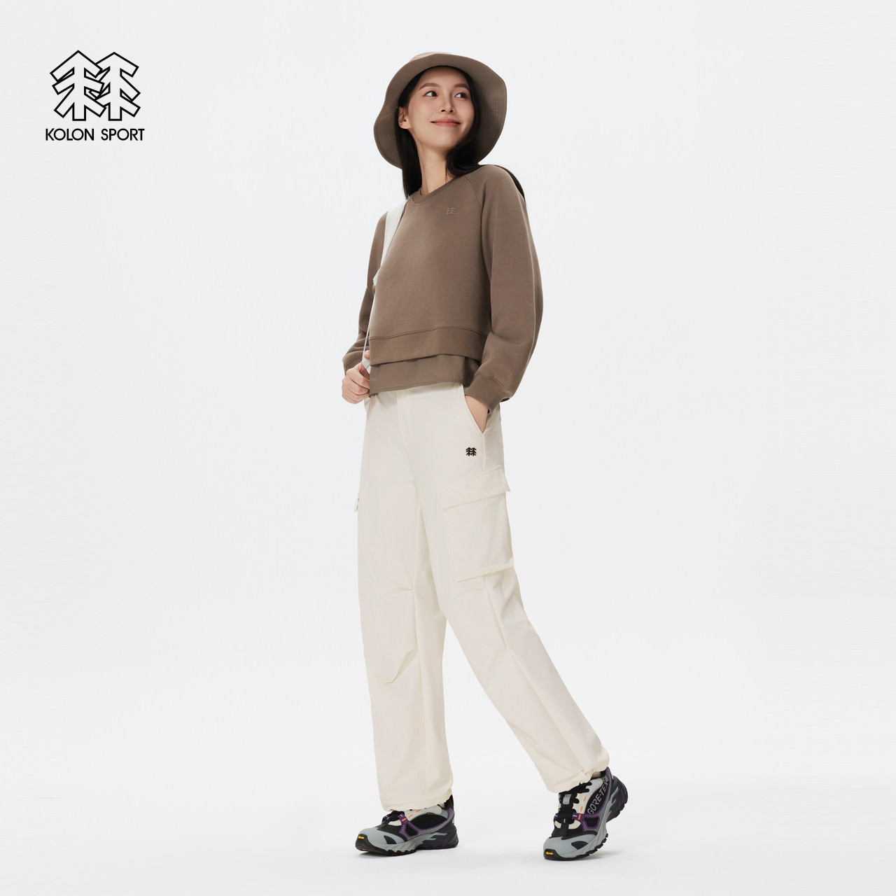 KOLON SPORT可隆软壳裤防泼水耐磨微哈伦露营女士阔腿工装裤,淘宝优惠券,粉丝福利购,淘宝优惠卷