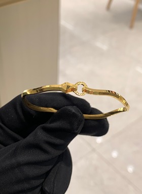 周大福蛇年生肖蛇形灵蛇黄金手镯