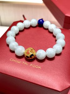 周大福传承足金 国玉翡翠祥云纹转运珠黄金手串正品7折定价K65117