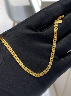 周大福Z型字母抛光黄金手链