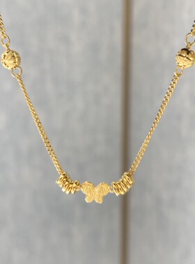 周大福蝴蝶光沙黄金手链