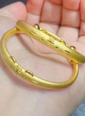 周大福足金小老虎宝宝手镯