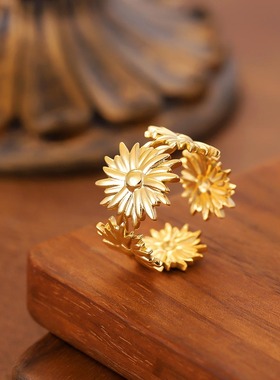 跨境优雅复古宽版小雏菊不锈钢戒指开口可调节花朵真空镀金指环女