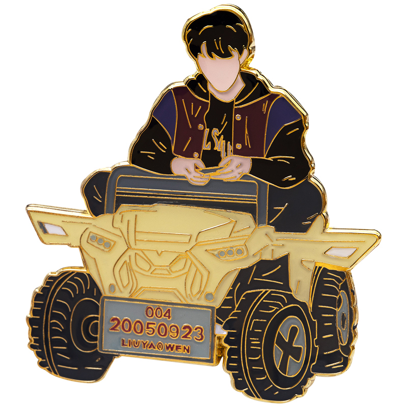 刘耀文周边金属徽章胸针礼物应援时代少年团同款手办挂件摆件立牌 - 图3