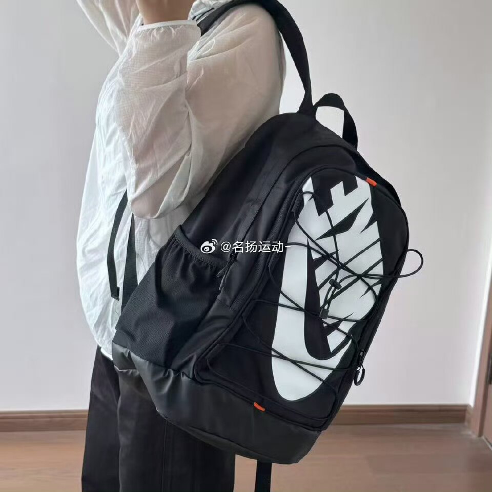 Nike耐克男女运动双肩包大容量学生书包户外旅行背包 HJ8200-010