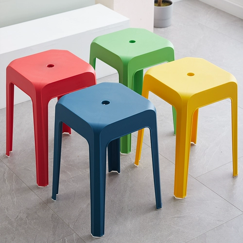 Пластиковый табурет сгущенным бытовым минималистским минималистским столом гостиной приготовленная резиновый стул высокий уровень скамейки Shui 料 小 小 小 小 小 小 小
