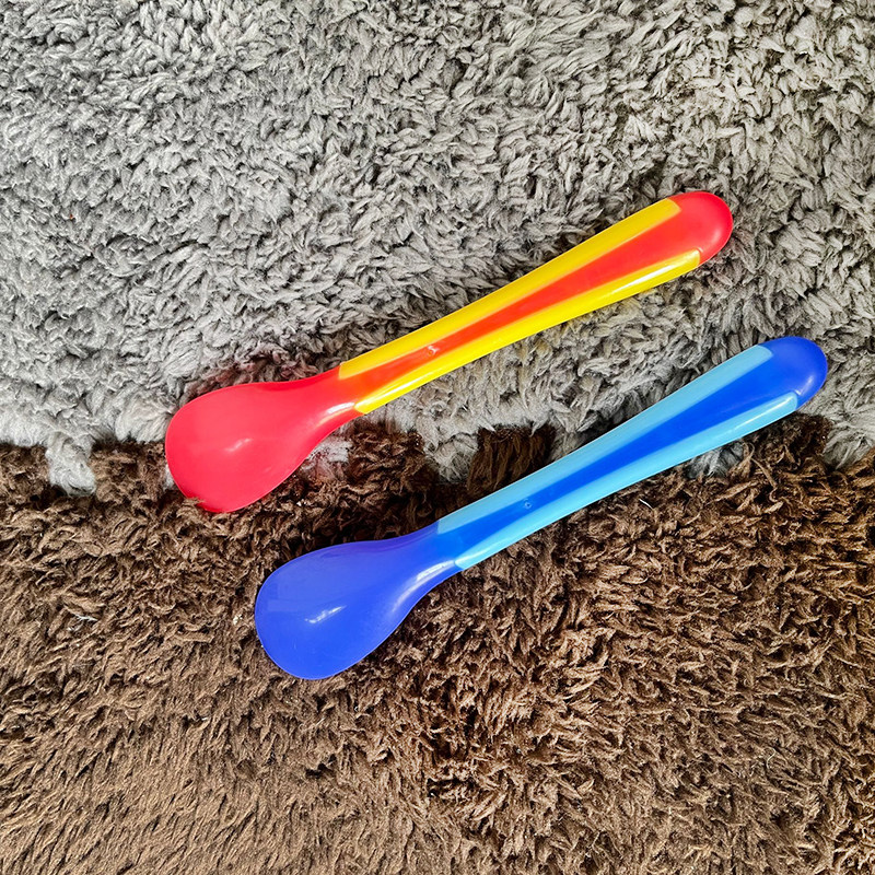 硅胶餐具防摔断小勺子儿童宝宝吃饭感温汤勺新生婴幼儿辅食喂药勺,淘宝优惠券,粉丝福利购,淘宝优惠卷