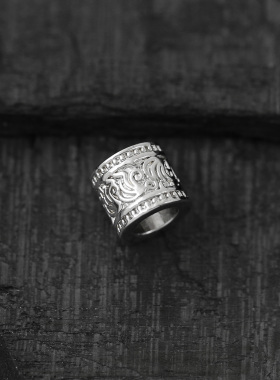 925纯银唐草纹路路通小巧吊坠女