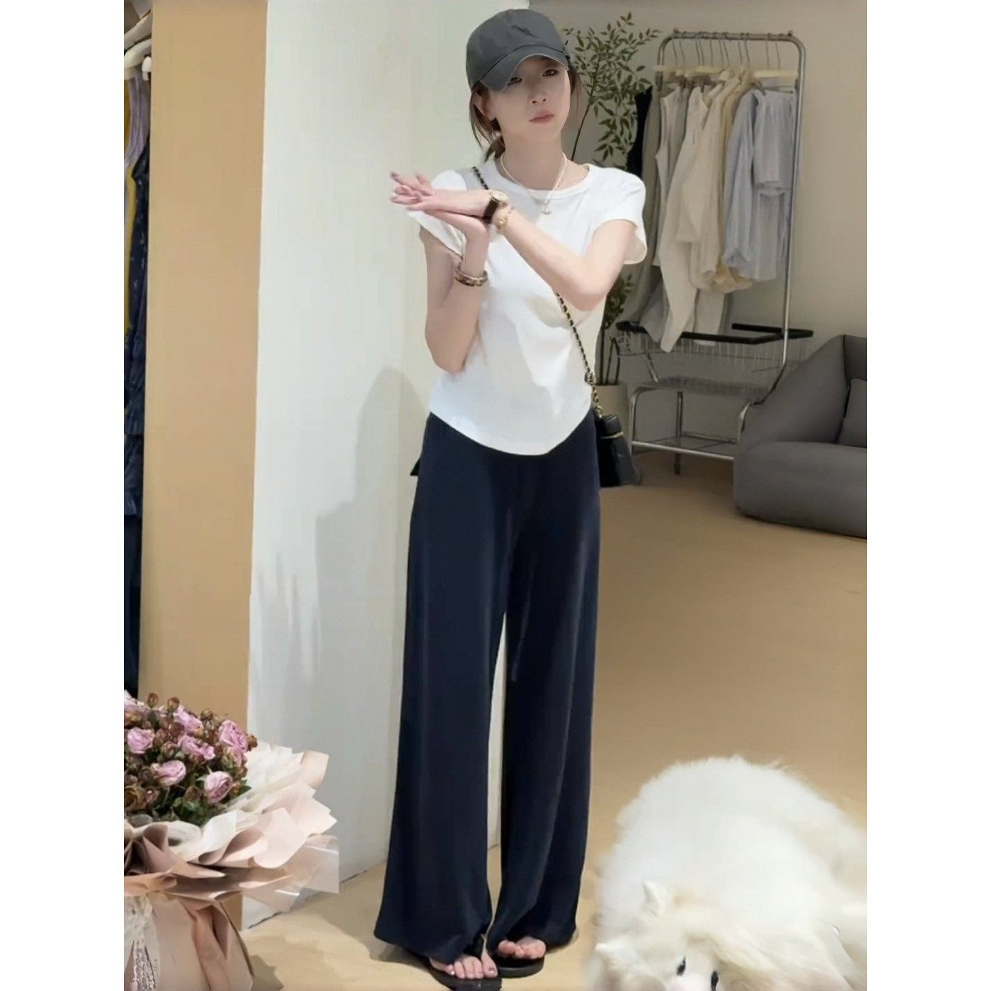 巨好看的夏装一整套2025新款韩系时尚休闲简约短袖t恤阔腿裤套装,淘宝优惠券,粉丝福利购,淘宝优惠卷