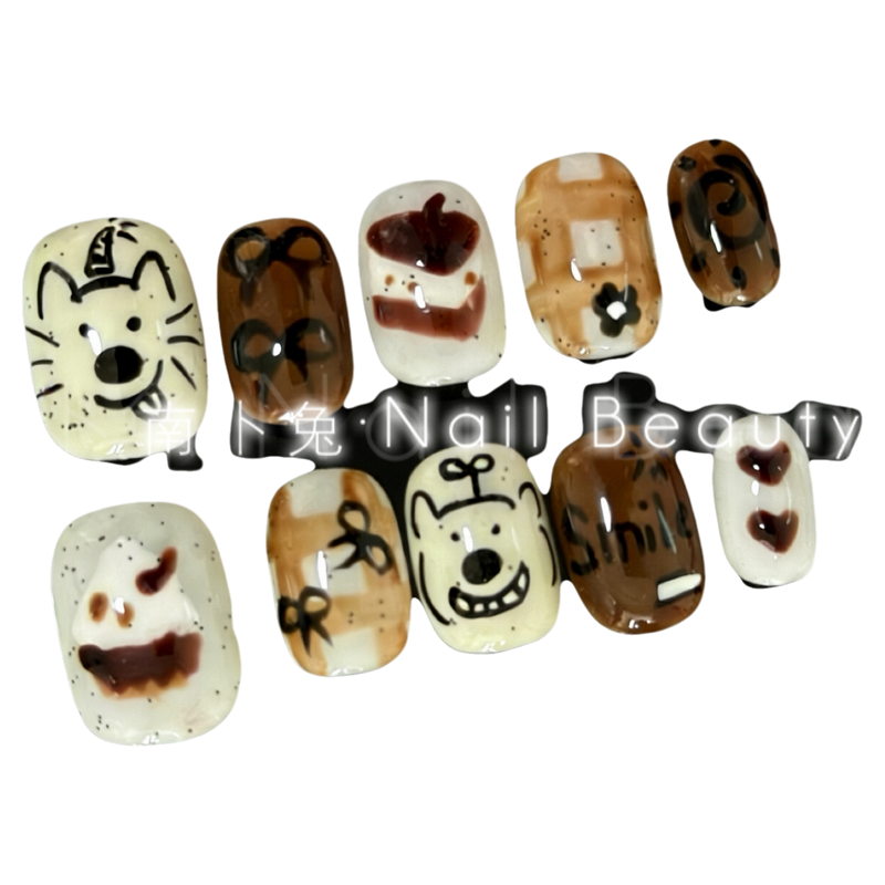 [蛋糕小狗]秋冬手绘咖色短款可爱显白可反复使用美甲贴片,淘宝优惠券,粉丝福利购,淘宝优惠卷