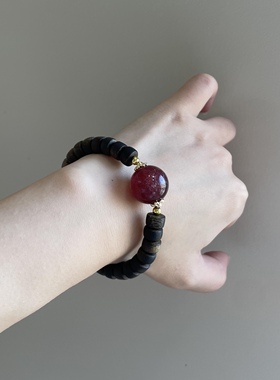 天然奇楠沉香手串药片搭配老矿车厘子草莓晶原创中式复古手链百搭