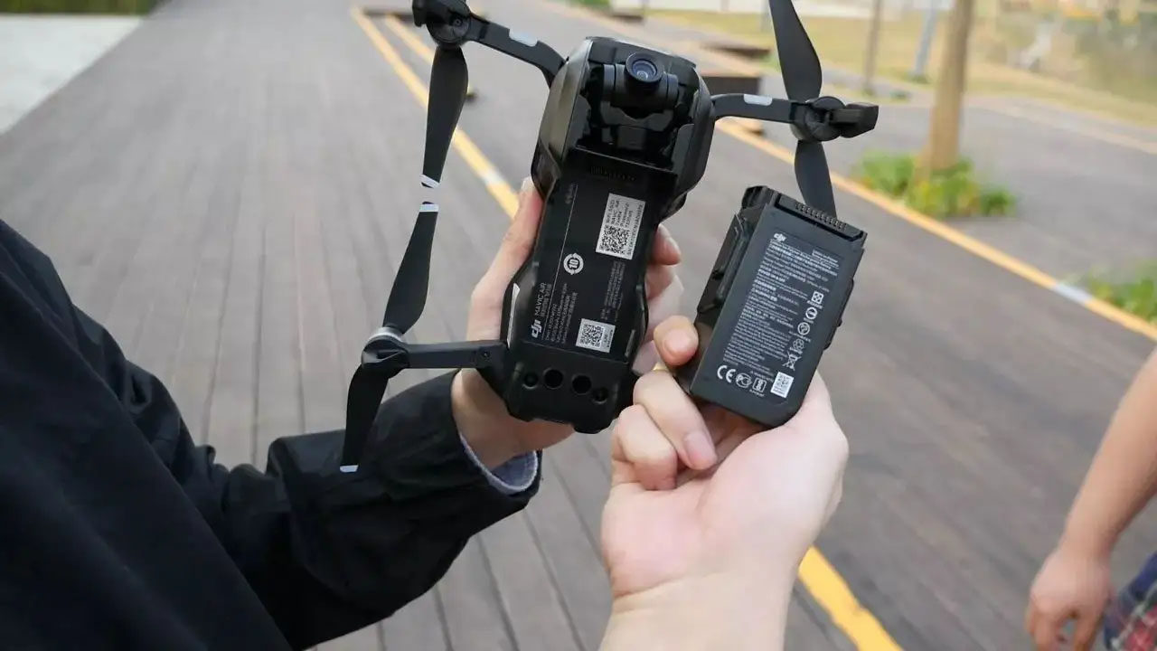 大疆无人机御MAVIC Air 智能飞行电池 充电器 桨叶 原装正品,淘宝优惠券,粉丝福利购,淘宝优惠卷