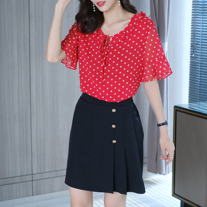  爱朴女装大码女装