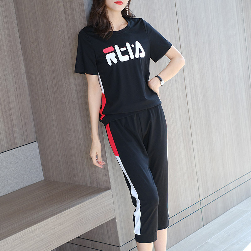  爱朴女装大码女装