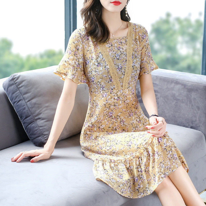  爱朴女装大码女装