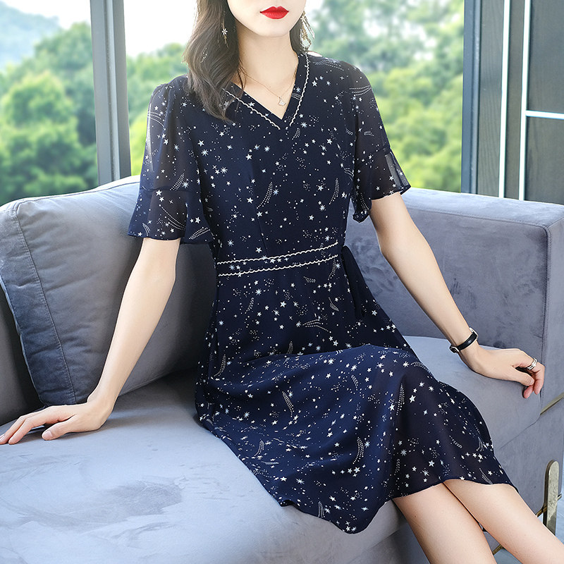  爱朴女装大码女装