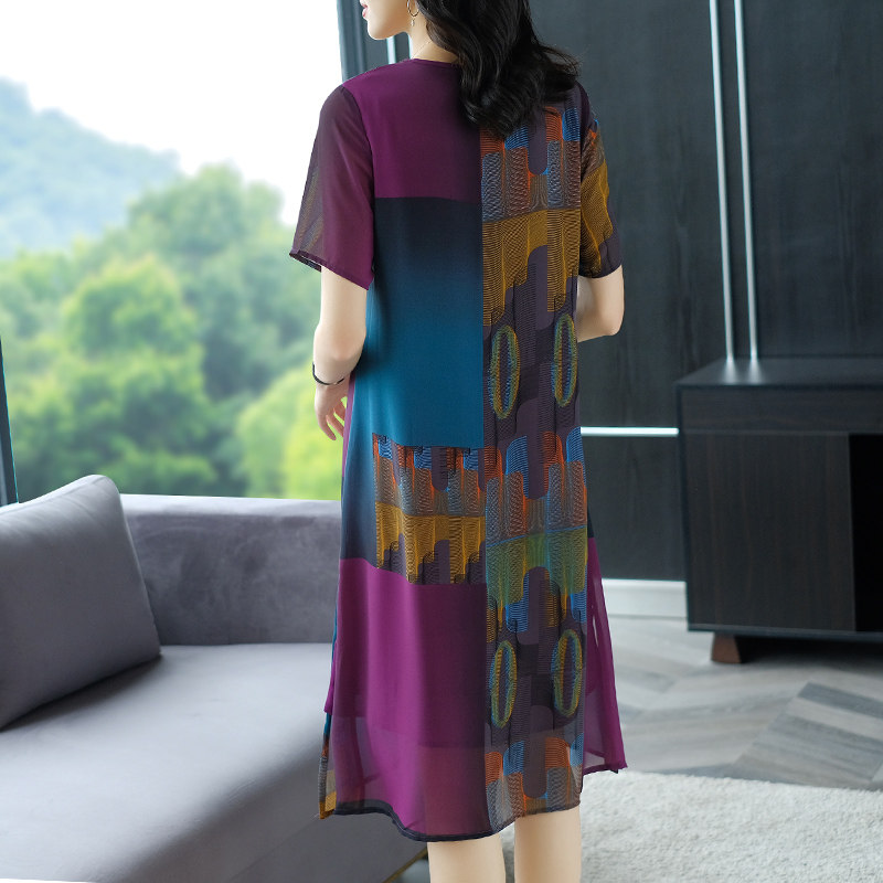 爱朴阔太太大码女装宽松连衣裙 爱朴女装大码女装