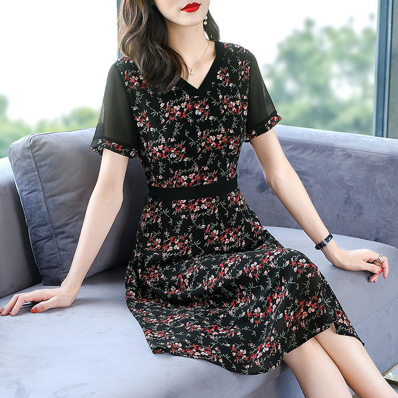  爱朴女装大码女装