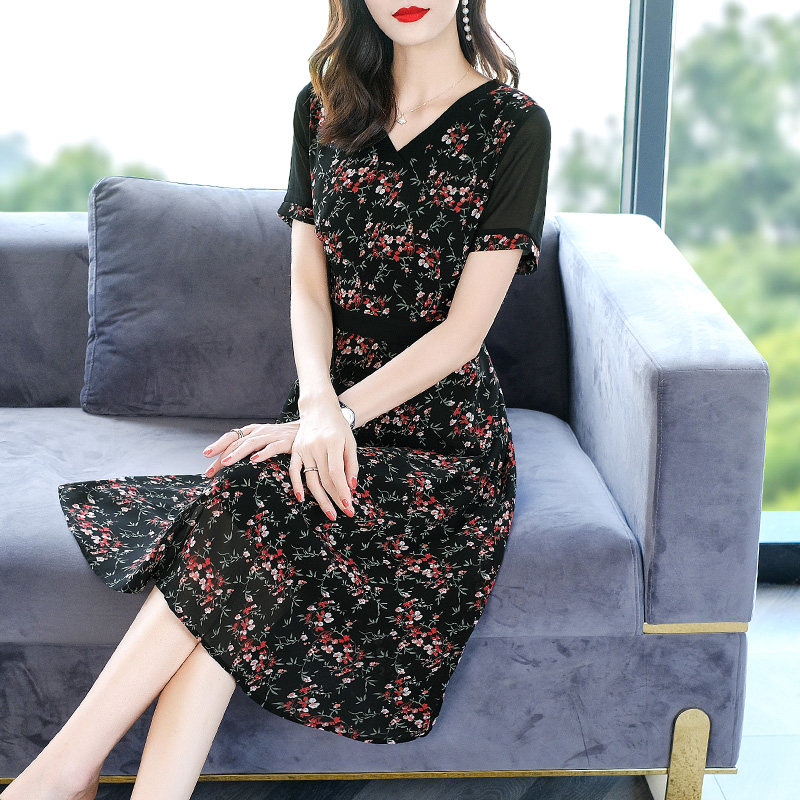  爱朴女装大码女装