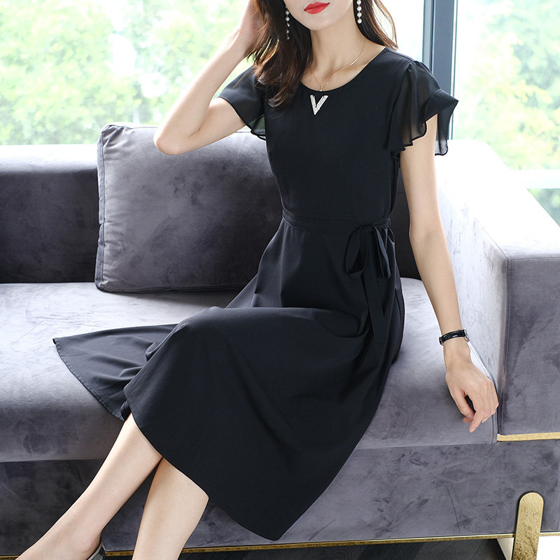  爱朴女装大码女装