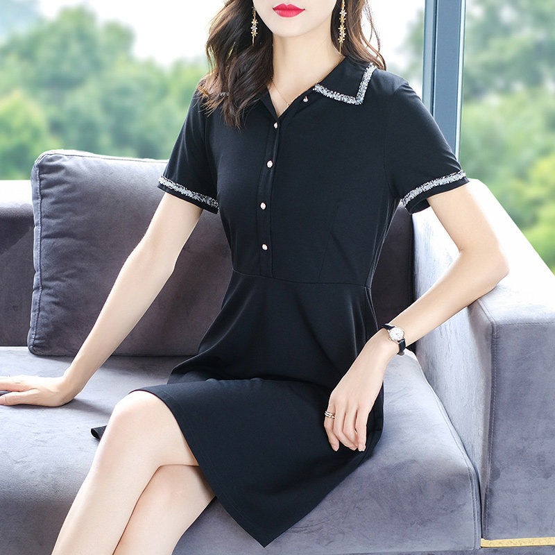  爱朴女装大码女装