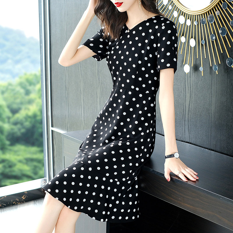 爱朴大码女胖mm波点夏装2020连衣裙 爱朴女装大码女装