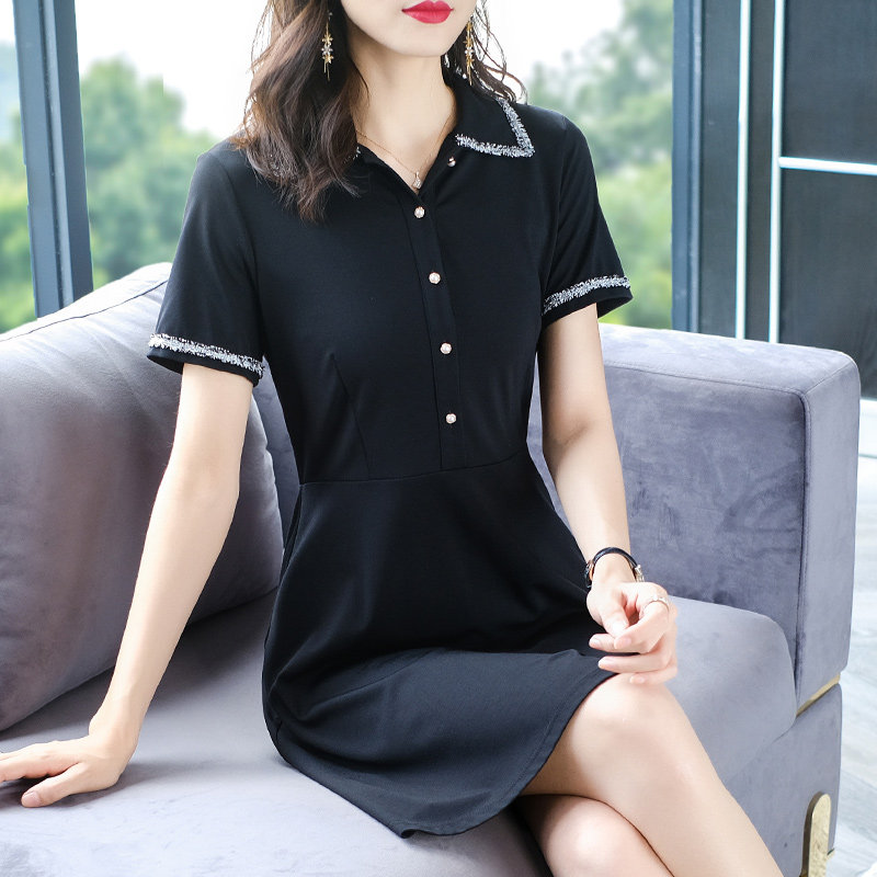  爱朴女装大码女装