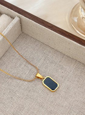 秋冬新款黑色方牌项链小香风高级感毛衣链小众设计轻奢百搭锁骨