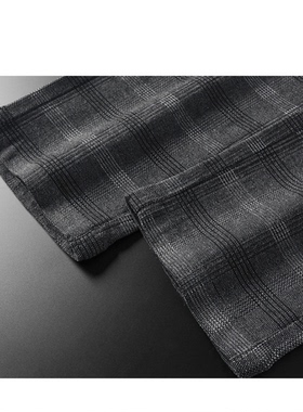 八度空间样板房衣帽间衣柜长裤