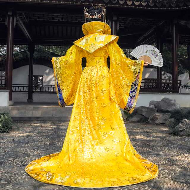 Queen's Costume Performance Costume Tang Suit Women's Hanfu