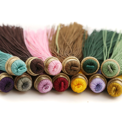 芊雅 Золотые шелковые нитки ручной работы с кисточками, подвеска, 71 размер