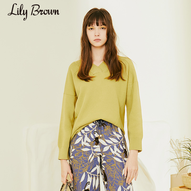 LILY BROWN春夏  时尚简约V领毛衣针织衫LWNT211159