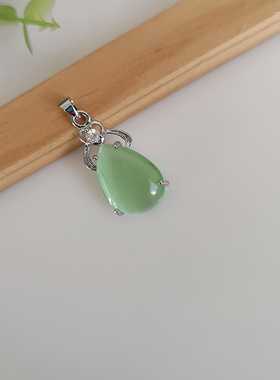 新款猫眼高贵绿色吊坠