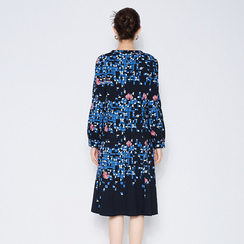 专柜正品马天奴女装秋冬新款黑底印花圆领镂空连衣裙子收腰时尚,淘宝优惠券,粉丝福利购,淘宝优惠卷