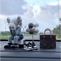 Car Pendulum on-board Fragrance Mens exclusive car Ornament Personality Creativity Kaws Cowboy Car Decoration