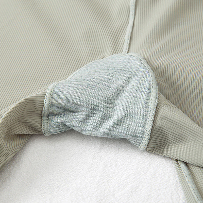  罗塔依曼打底裤