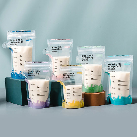 Krel milk storage bags are refrigerated, frozen and kept fresh