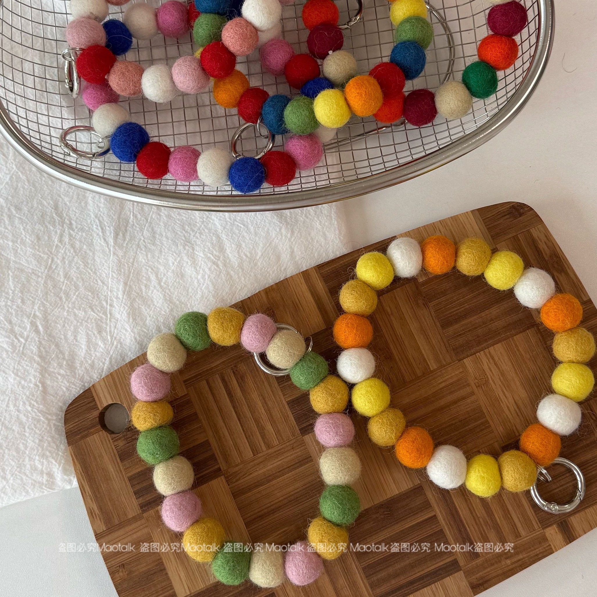 春天韩系羊毛毡彩色羊毛球手机链纯手工包包挂件手环尼泊尔钥匙扣,淘宝优惠券,粉丝福利购,淘宝优惠卷
