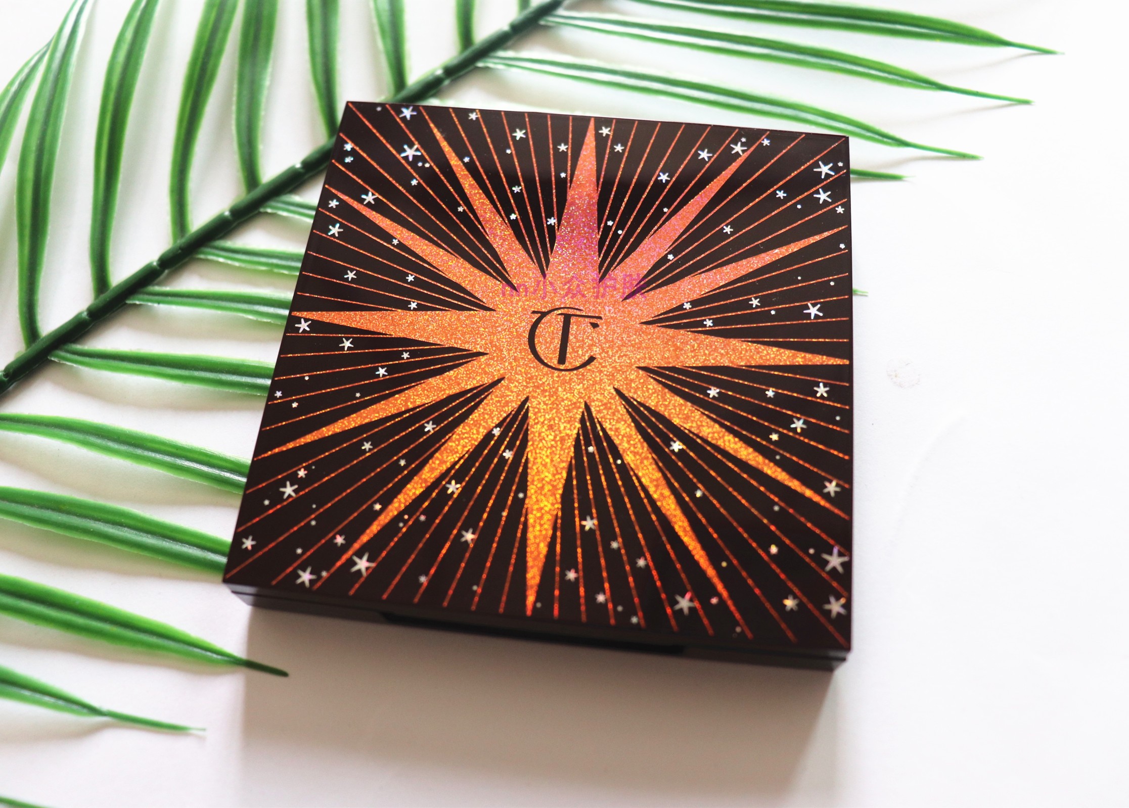 现货ct19圣诞CHARLOTTE TILBURY Gorgeous面部综合盘 stone rose - 图0